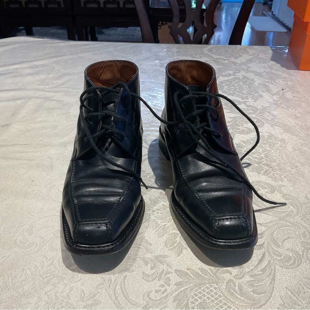 Classic leather ankle boots